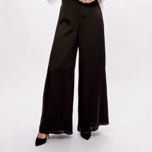 Gorgeous Nygard Collection wide leg black dressy pants. Size 14
